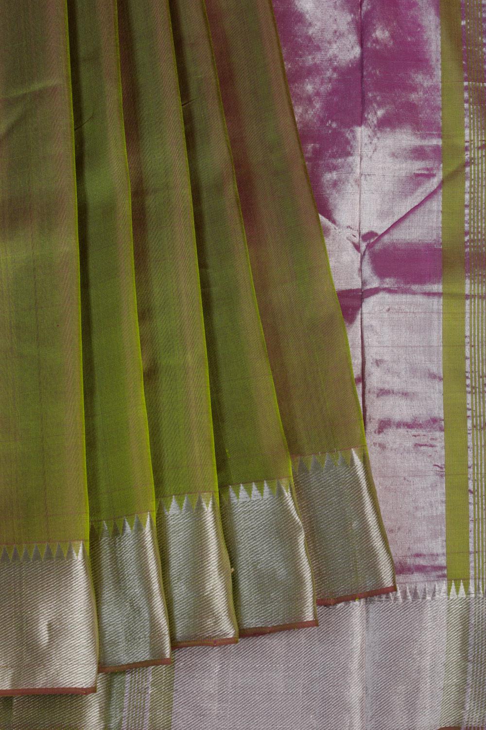 Mangalgiri Handloom Silk Fuchsia-Green Saree With Gold Pallu